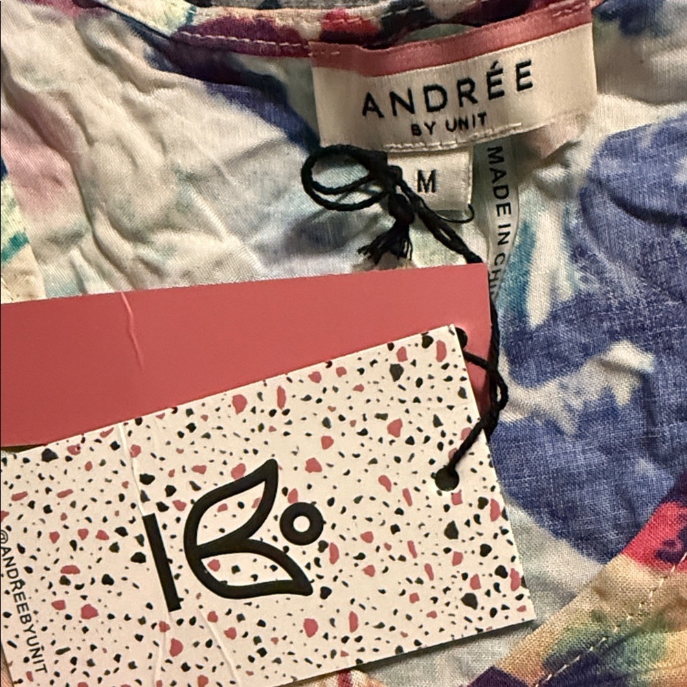 🌺𝐍𝐖𝐓-𝐀𝐍𝐃𝐑𝐄𝐄 𝐁𝐘 𝐔𝐍𝐈𝐓 𝐕𝐈𝐁𝐑𝐀𝐍𝐓 𝐅𝐋𝐎𝐑𝐀𝐋 𝐁𝐔𝐓𝐓𝐄𝐑𝐅𝐋𝐘 𝐒𝐋𝐄𝐄𝐕𝐄𝐒 𝐁𝐋𝐎𝐔𝐒𝐄 - Picture 7 of 8